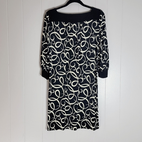 4/$20 Maggy London V-Neck Long Sleeve Cream And Black Print Mini Dress Size 6 - Picture 3 of 5